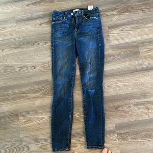 Good American Jeans Good Legs size 4/27